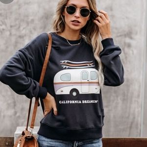 Le Lis Black 'California Dreamin'' Sweatshirt